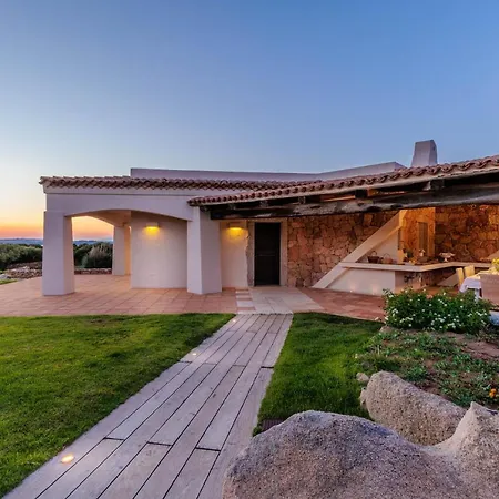 Βίλα Smeralda, With Private Pool In Porto Cervo, Sardinia *